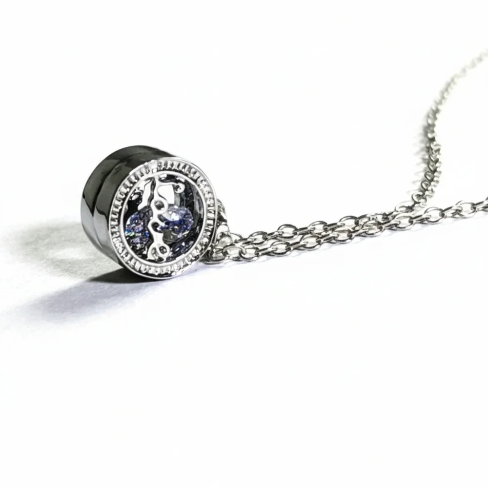 Swarovski Crystal Floating Heart Necklace ✨ Sparkly Love Pendant - Picture 5 of 5